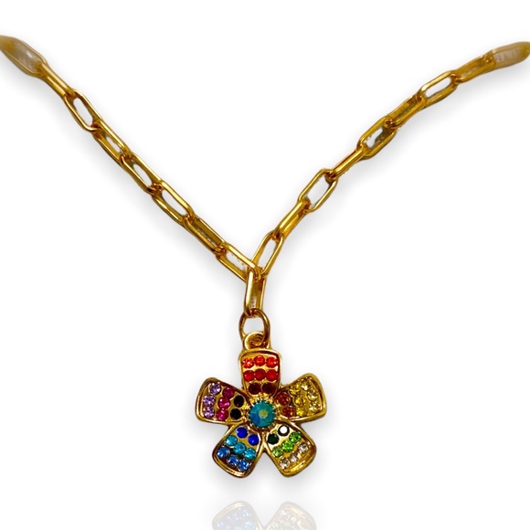 Lamorajewels Jewelry - Flower Pendant Paperclip Gold Chain Necklace